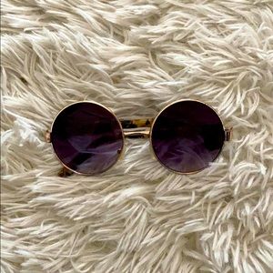 Gold Rim Circle Sun Glasses